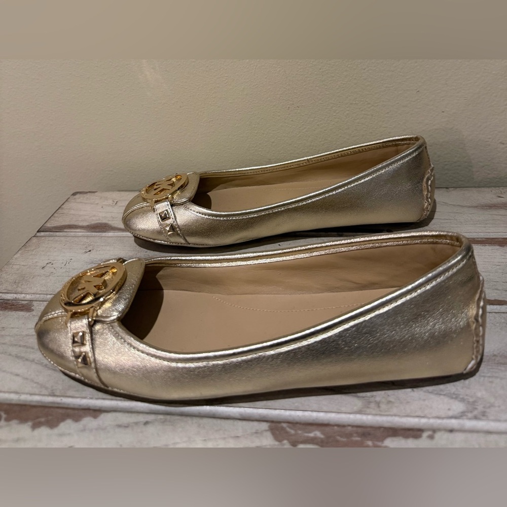 Michael Kors Fulton Moccasin Flats Size 6M - Picture 3 of 9
